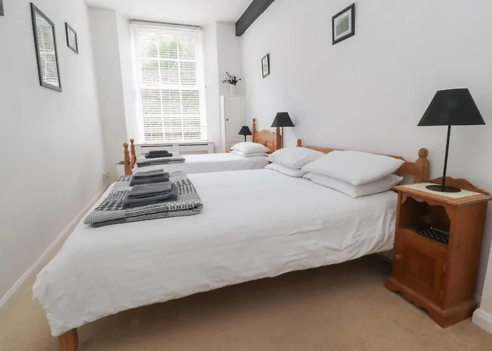 公寓 2 Riverside Walk Airton